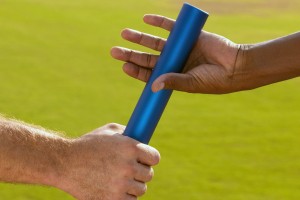 开云下载-上海队对阵开拓者？字母哥的舞台，在东方与西方之间