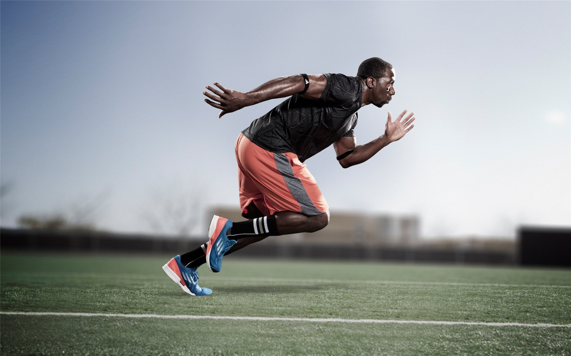 世界排名争夺战之夜,乔治持续制造杀伤,暗流下的生存法则