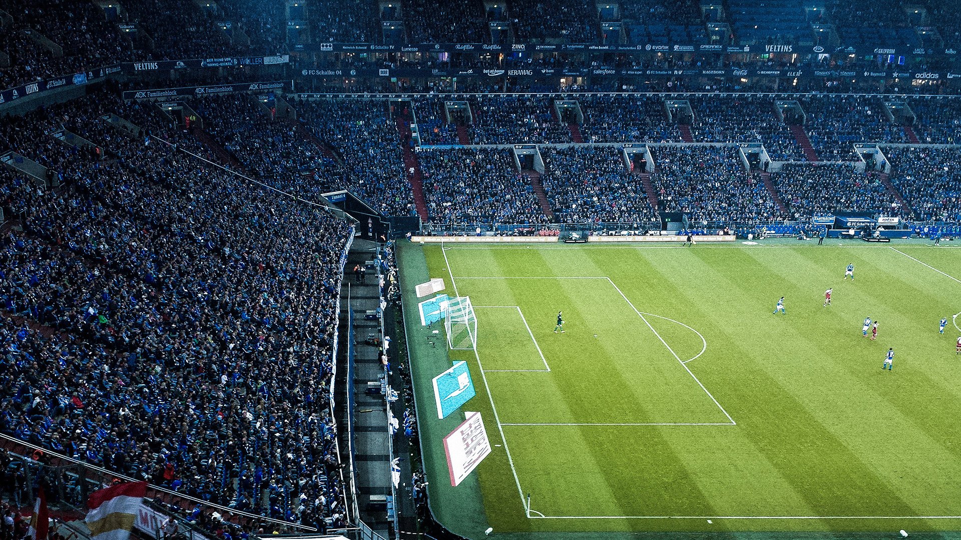 浓眉的无声交响，当季后赛之夜被一个巨人重新定义节奏