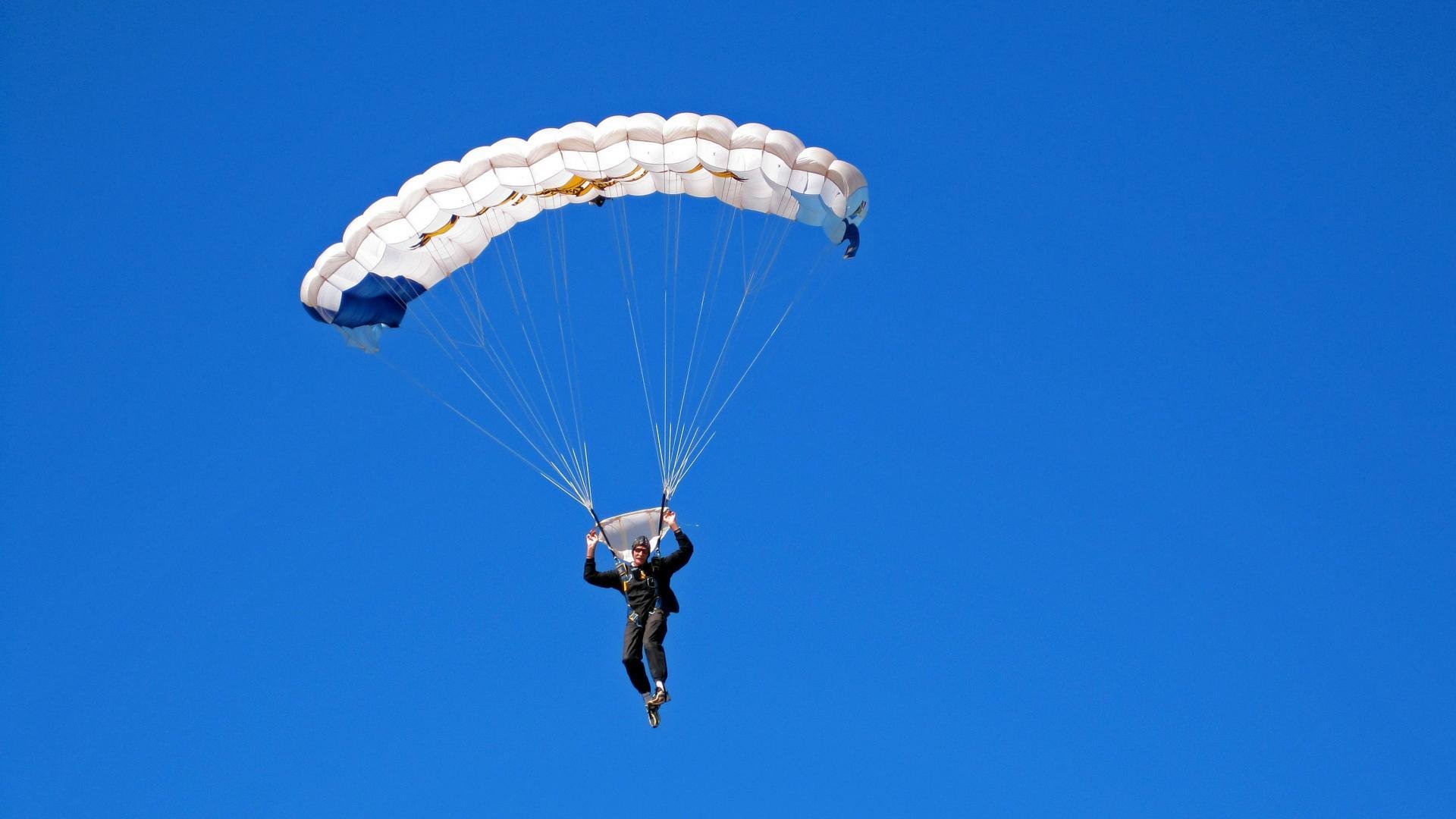 欧冠决赛之夜,迪巴拉进攻端无人可挡